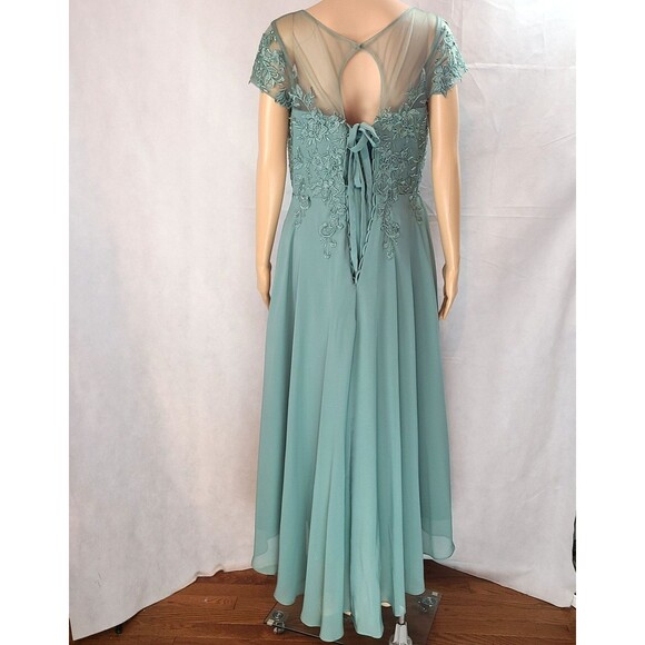 New Mother of the Bride (12) Dusty Sage Green Illusion Lace Chiffon Hi-Lo Dress - Picture 5 of 9